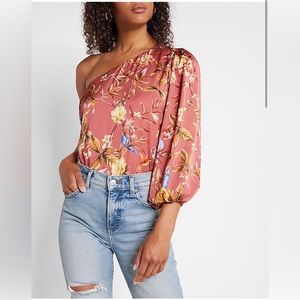 Express Floral One Shoulder XS